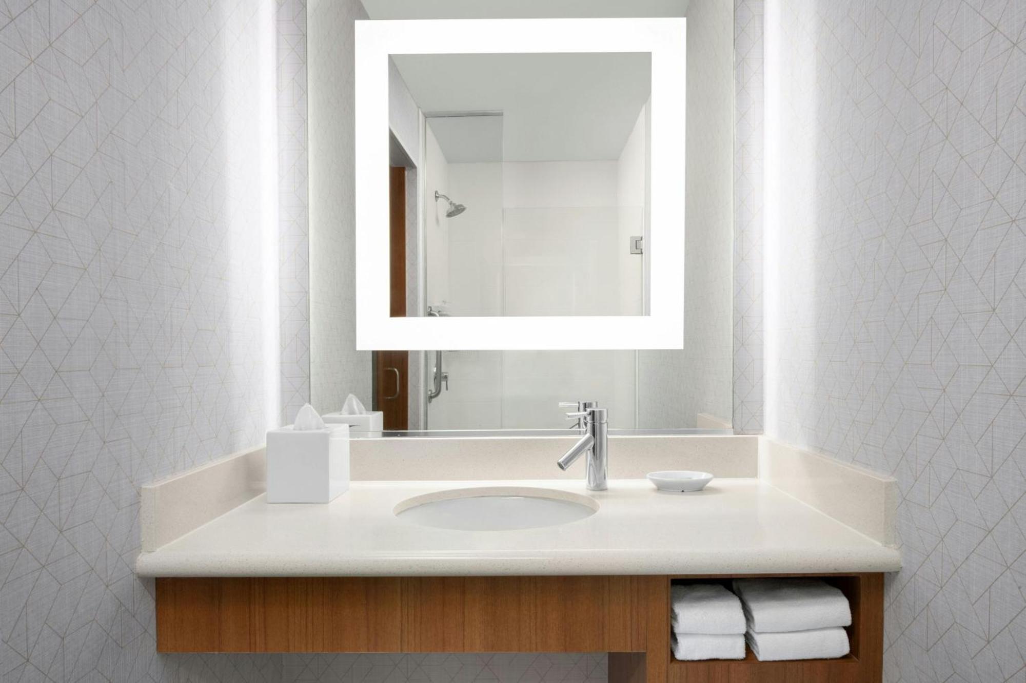 Springhill Suites Irvine John Wayne Airport / Orange County Extérieur photo